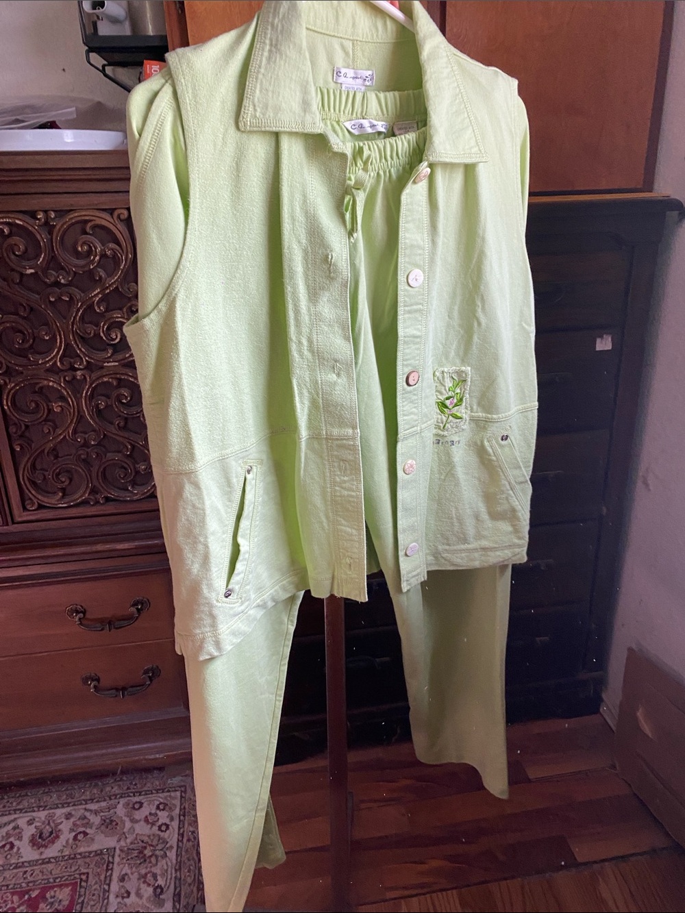 Women's Light Green Track Pants & Sleeveless Jacket Set